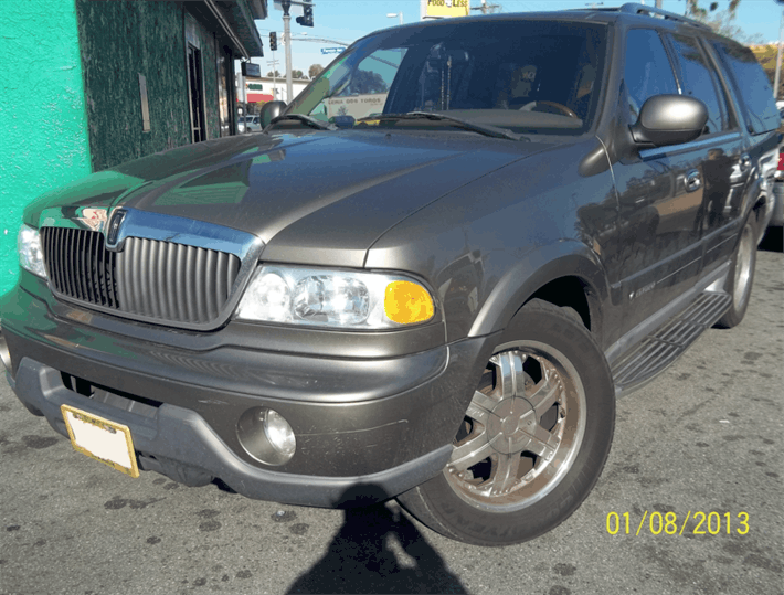 Title Loan on Your Lincoln Navigator