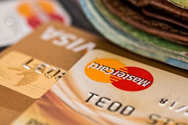 Credit Cards vs Car Title Loans