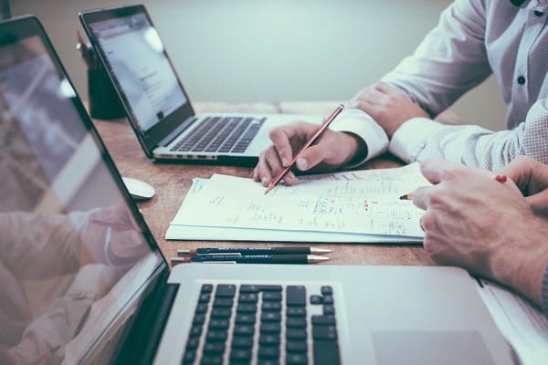 What You Need to Know About Co-Signers and Car Title Loans