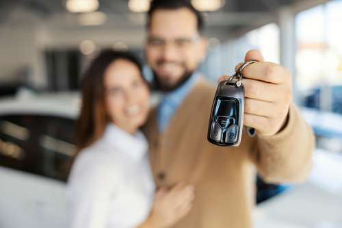 Graphic explaining lien holder responsibilities in a car title loan agreement