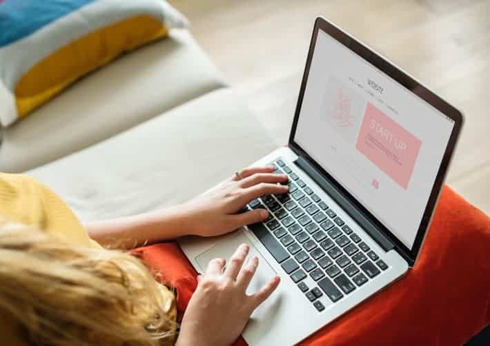 woman on laptop