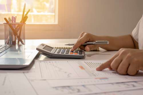 Financial planning materials for refinancing payday loans