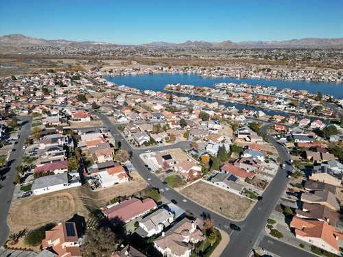 A general community area within Apple Valley, California connected to locations where title‑loan payments and services are offered.