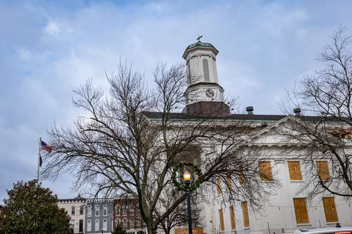 A view of the central area of Richmond, Kentucky associated with local title‑loan availability