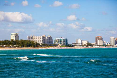 Apply online for a title loan in Oakland Park